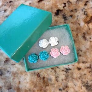 🦋 Chic Floral Stud Earrings Set Turquoise Pink White